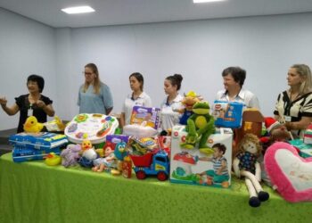 Associação dos Voluntários do HU-UFGD atua na humanização do atendimento e acolhimento a pacientes e familiares