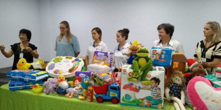 Associação dos Voluntários do HU-UFGD atua na humanização do atendimento e acolhimento a pacientes e familiares