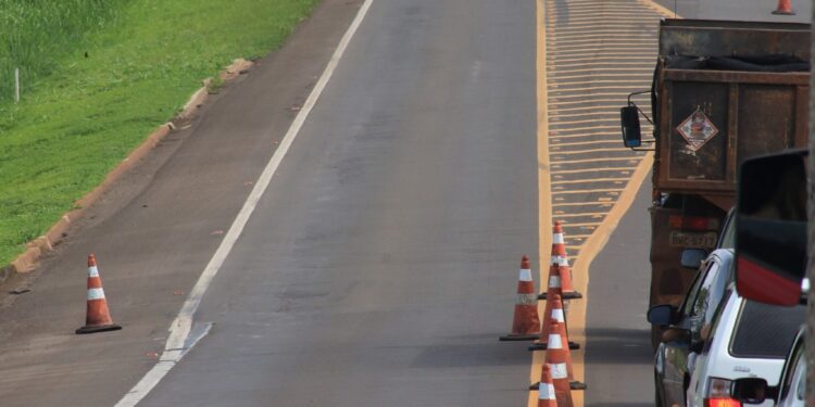 BR-163 tem 20 pontos com obras da concessionária nesta quinta-feira (24) em MS; confira os trechos interditados