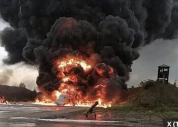 Ucrânia destrói bombardeiro supersônico russo no sul de São Petersburgo