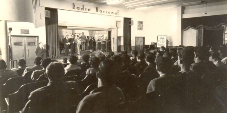 Documentário resgata histórias do rádio em Brasília