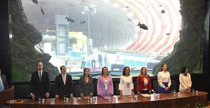 Governo reforça apoio a iniciativas que promovam paridade, inclusão e políticas públicas às mulheres