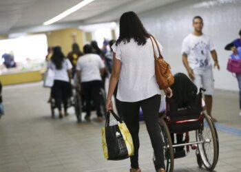 ONG pede que plano para pessoas com deficiência foque em independência