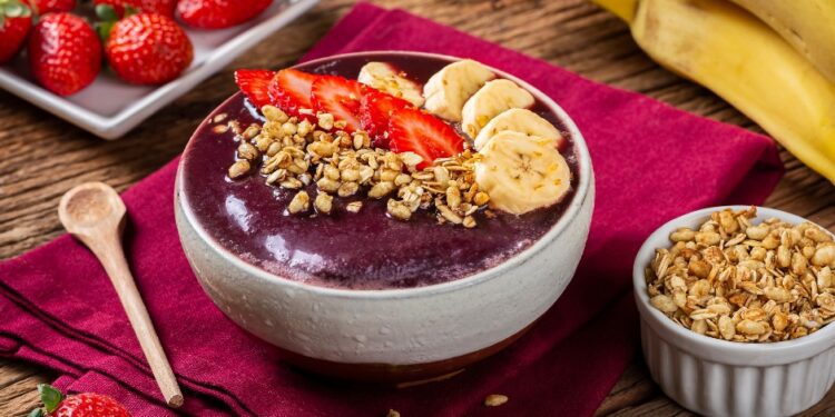 Em meio à onda de calor, açaí pode ser opção refrescante e saudável para combater altas temperaturas