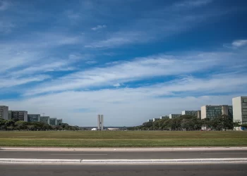 População reconhece dificuldades enfrentadas pelos servidores públicos