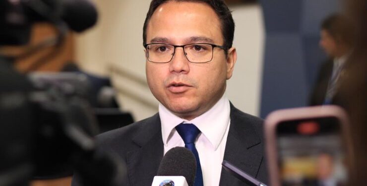 Aprovado na CCJ projeto do deputado Pedrossian Neto que destina verba ao Fundo do Idoso