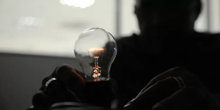 Luz para Todos levou energia para 18 milhões de pessoas em 20 anos