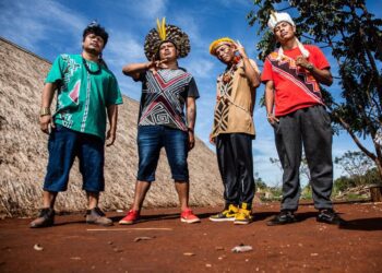 Grupo de rap indígena de MS Brô MC’s é citado em questão do ENEM 2023