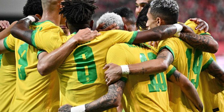 Brasil encara Argentina no Maracanã com ‘dinizismo’ em crise e possível adeus de Messi no País