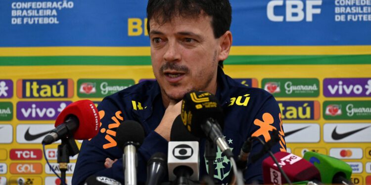 Diniz vira chave do Fluminense campeão para convocação da seleção sem Neymar