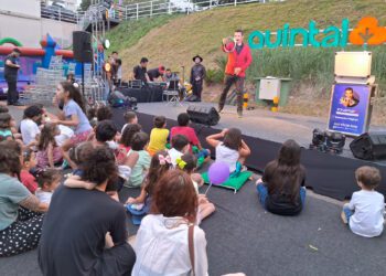 Ação social troca doação de alimentos por panetone em Campo Grande