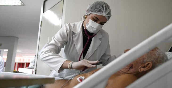 Governo de MS lança editais de concurso com 279 vagas para o Hospital Regional