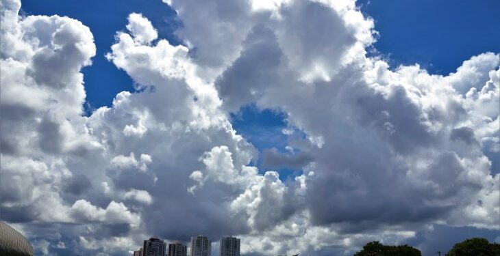 Sol e variação de nebulosidade são destaque em previsão desta terça-feira em MS