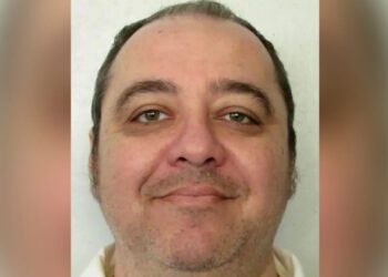 Após sobreviver a injeção letal, homem será executado com método polêmico