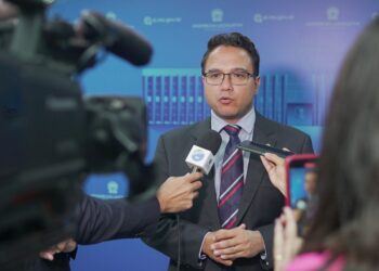 Proposta de Pedrossian Neto prevê que cartórios informem nascimento de bebês que tenham mães menores de 14 anos