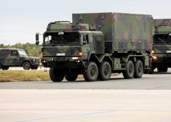 Exército envia mísseis anticarro e 28 blindados para reforçar fronteira em Roraima