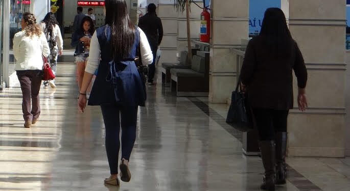 Com desconto de até 60%, Liquida Verão oferece variedade de produtos do vestuário, estética e alimentação