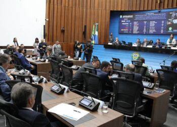 Deputados apreciam hoje propostas que fortalecem apoio às mulheres