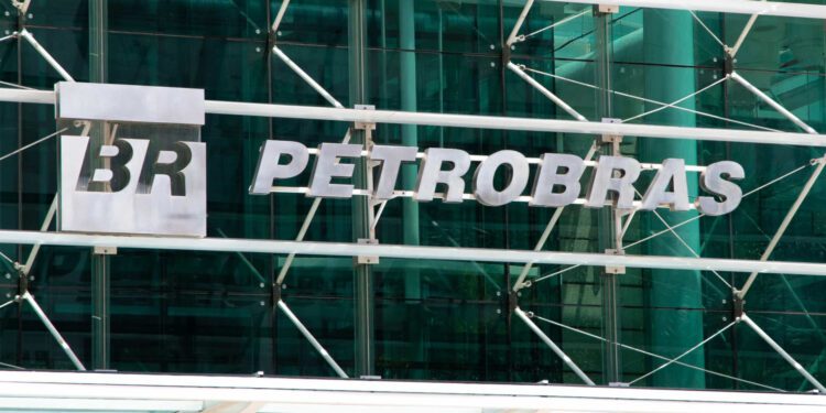 Petrobras divulga relatório de produção e vendas no dia 29/04 e balanço no dia 13/05