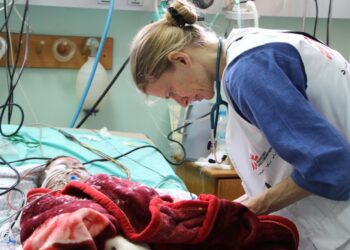 Médicos Sem Fronteiras: ofensiva de Israel em Rafah, em Gaza, força milhares a fugir e bloqueia ingresso de ajuda