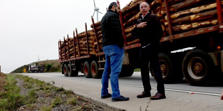 Governo de MS Inova com 1ª Rodovia de Concreto para Setor Produtivo e Segurança Viária