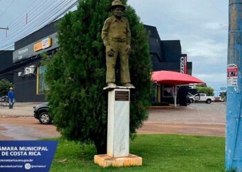 Câmara de Vereadores de Costa Rica solicita reinstalação da estátua do fundador José Ferreira da Costa