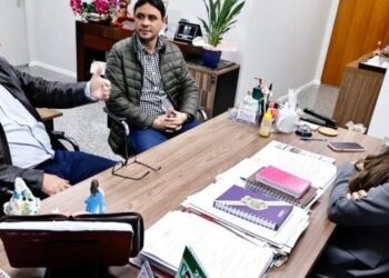 Deputada Mara Caseiro solicita asfaltamento para bairros de Camapuã