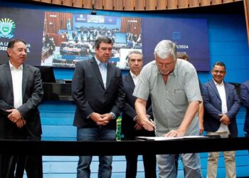 Zeca do PT distribui R$ 3 milhões em emendas parlamentares para 19 municípios de MS