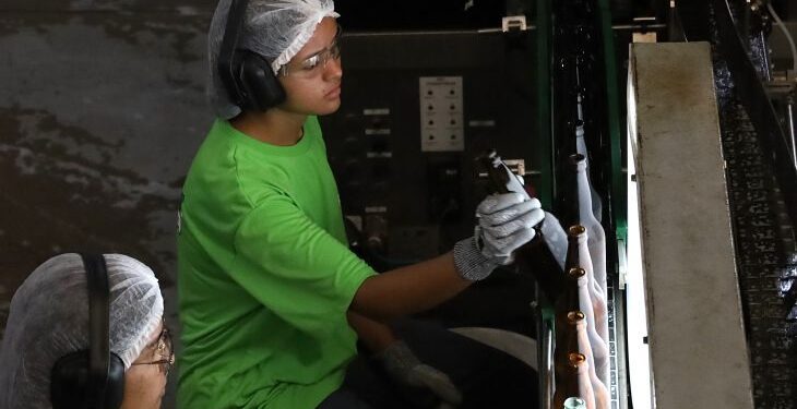 MS tem 4.877 vagas de emprego em 35 municípios do Estado