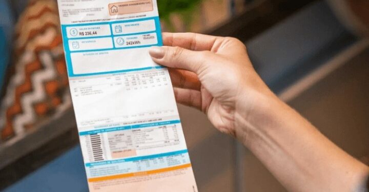 Conta de luz terá aumento em outubro com cobrança extra de R$ 7,87 a cada 100 kWh
