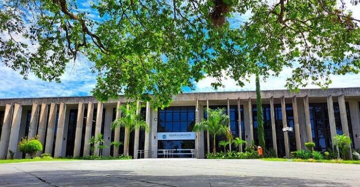 Proposta do Executivo altera procedimento de licitação para contratação de obras