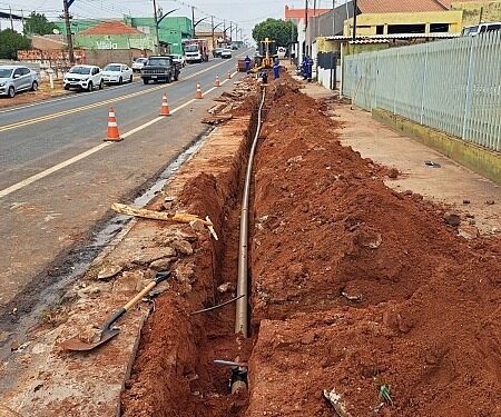Camapuã realiza obras na BR-060 para melhorar rede de água e reduzir perdas
