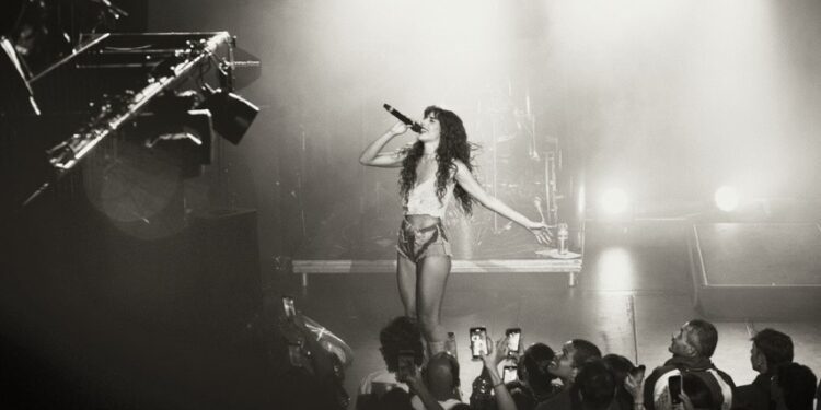 Marina Sena é atração do MS ao Vivo no dia 15 de setembro, com abertura de Ariádne