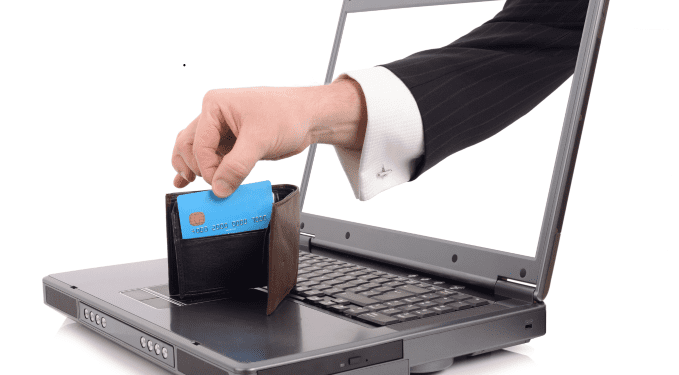 Fraude de mais de R$ 25 mil em cartão de crédito é investigada em Paraíso das Águas