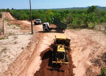 Camapuã realiza melhorias em estradas rurais e incentiva o desenvolvimento econômico