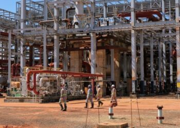 Petrobras destina R$ 3,5 bilhões para reativação da UFN3 e cria 8 mil vagas temporárias em MS