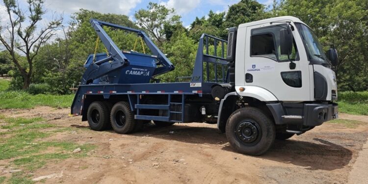Camapuã adquire caminhão para otimizar coleta de entulhos