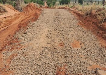 Figueirão promove melhorias em estrada que atende Comunidade Quilombola de Santa Tereza