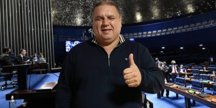 Prefeito eleito Claudião de Jaraguari, visita senador e discute melhorias na BR-163