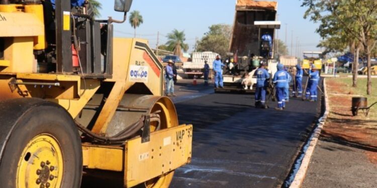 Governo investe em obras que levam desenvolvimento aos 79 municípios