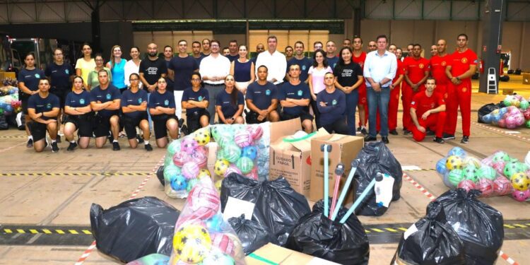 Servidores de MS formam corrente do bem para triagem de brinquedos da “Caixa Encantada”