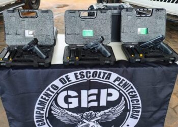 Com investimento de R$ 2,45 milhões, policiais penais recebem novos armamentos em MS