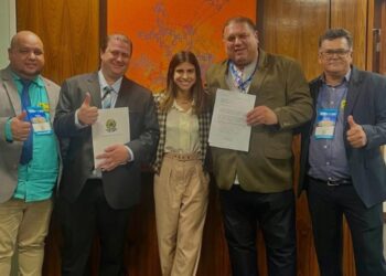 Prefeito Claudião entrega emendas para assentados e articula construção de moradias populares em Jaraguari