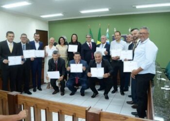 Prefeito e vereadores de Figueirão são diplomados para mandato 2025-2028