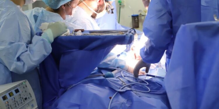 Central de Transplantes completa 25 anos e realiza primeiro transplante de fígado no Estado