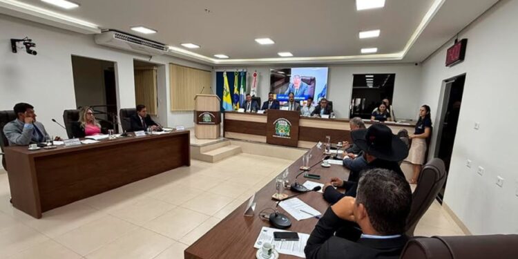 Câmara de Costa Rica aprova investimento no CREC e mudanças administrativas