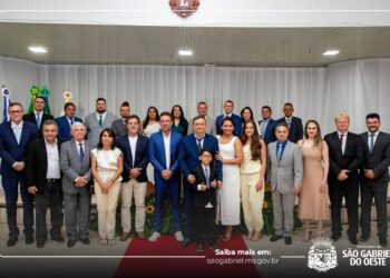 São Gabriel do Oeste inicia nova etapa administrativa com posse do Prefeito Leocir Montanha