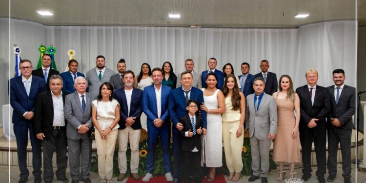 São Gabriel do Oeste inicia nova etapa administrativa com posse do Prefeito Leocir Montanha