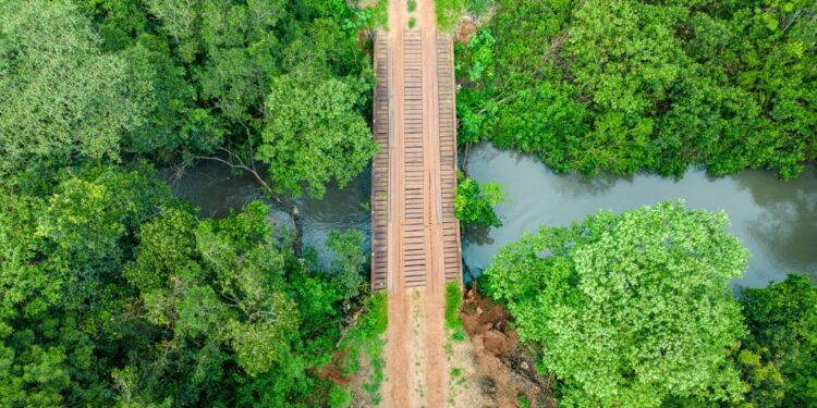 São Gabriel do Oeste inicia reforma na ponte do Areado e planeja melhorias na Rua Paraná