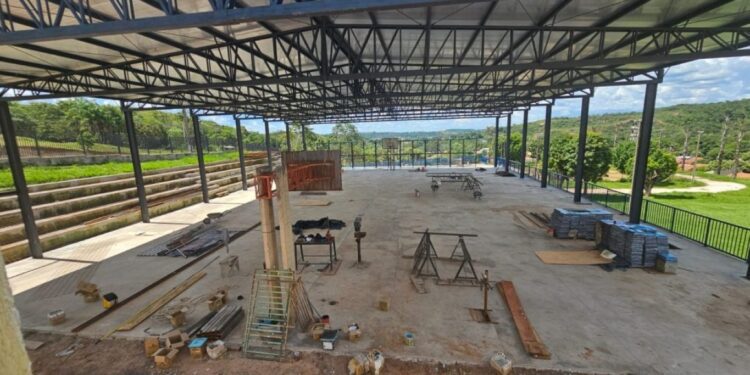 Obras no Parque Poliesportivo avançam com gestão da Secretaria de Infraestrutura